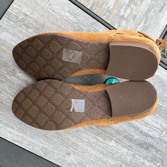 Jack Rogers NEW Women's‎ Charlotte Suede Waterproof Ankle Bootie Tan Size 6.5 - Picture 7 of 7